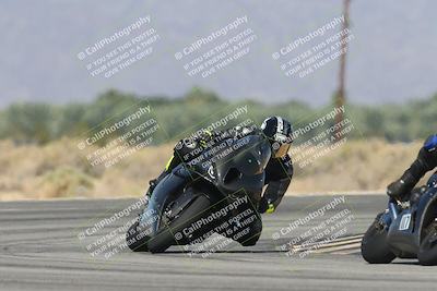 media/Oct-13-2025-Moto Forza (Mon) [[a66d839500]]/2-A Group/Session 3 (Turn 16)/